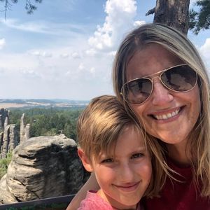 Meet your Posher, Suzanne